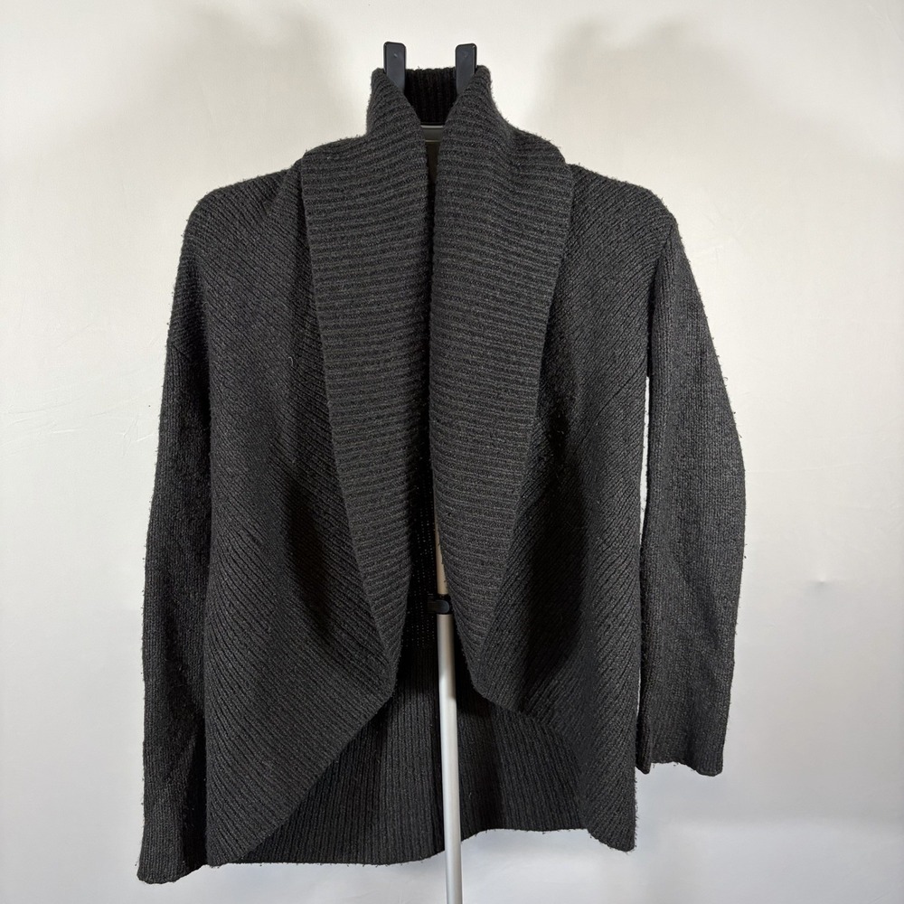 Vince Medium Black Wool Silk Cashmere Blend Shawl Open Cardigan Quiet Luxe Glam